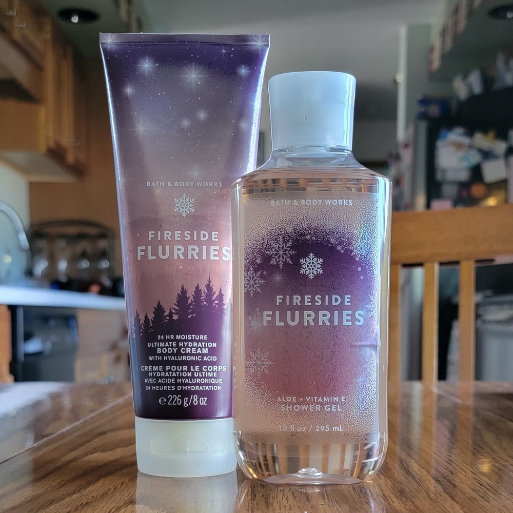Bath and Body Works Fireside Flurries Body Care Set